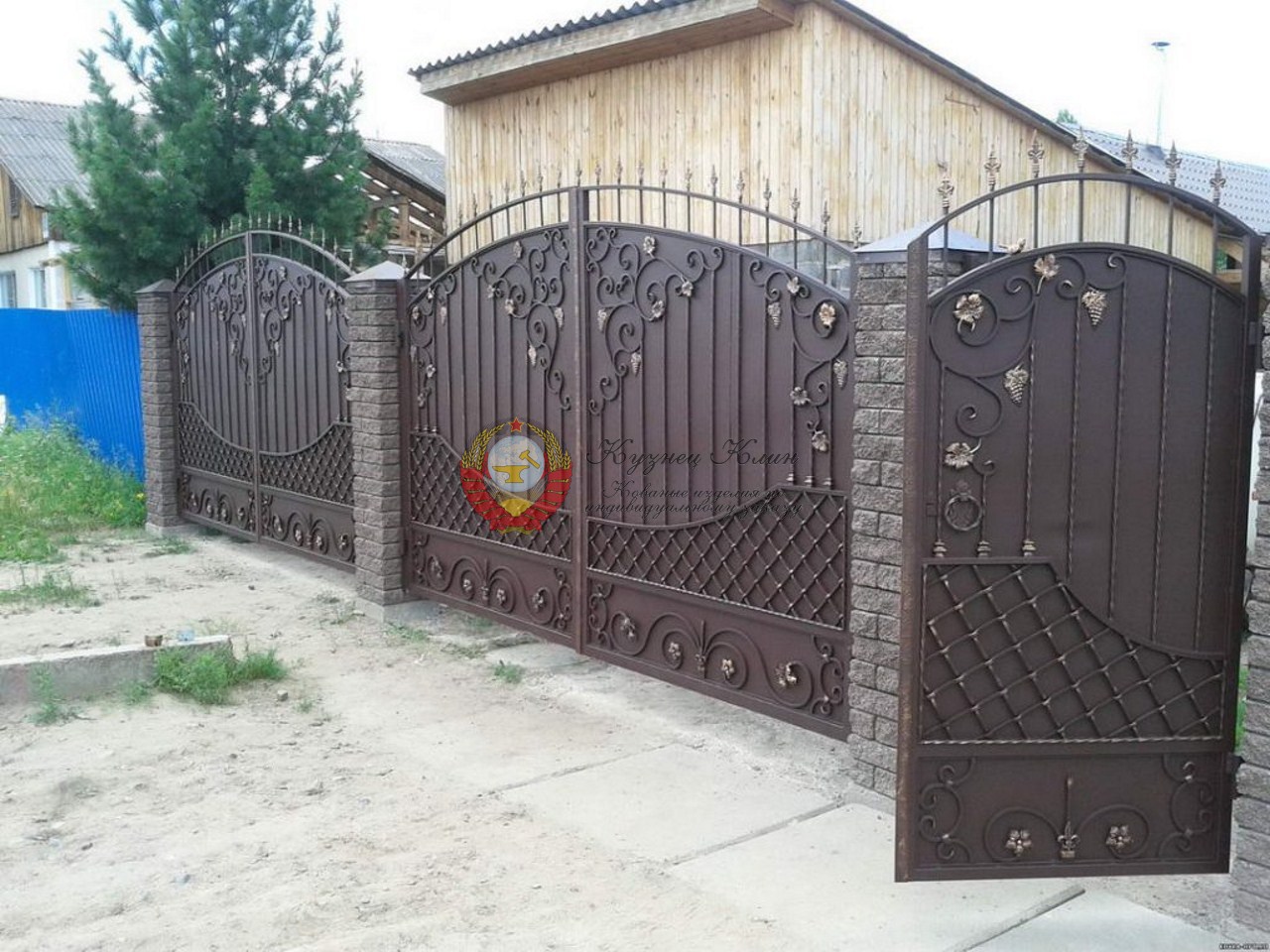 Ворота кованые с калиткой