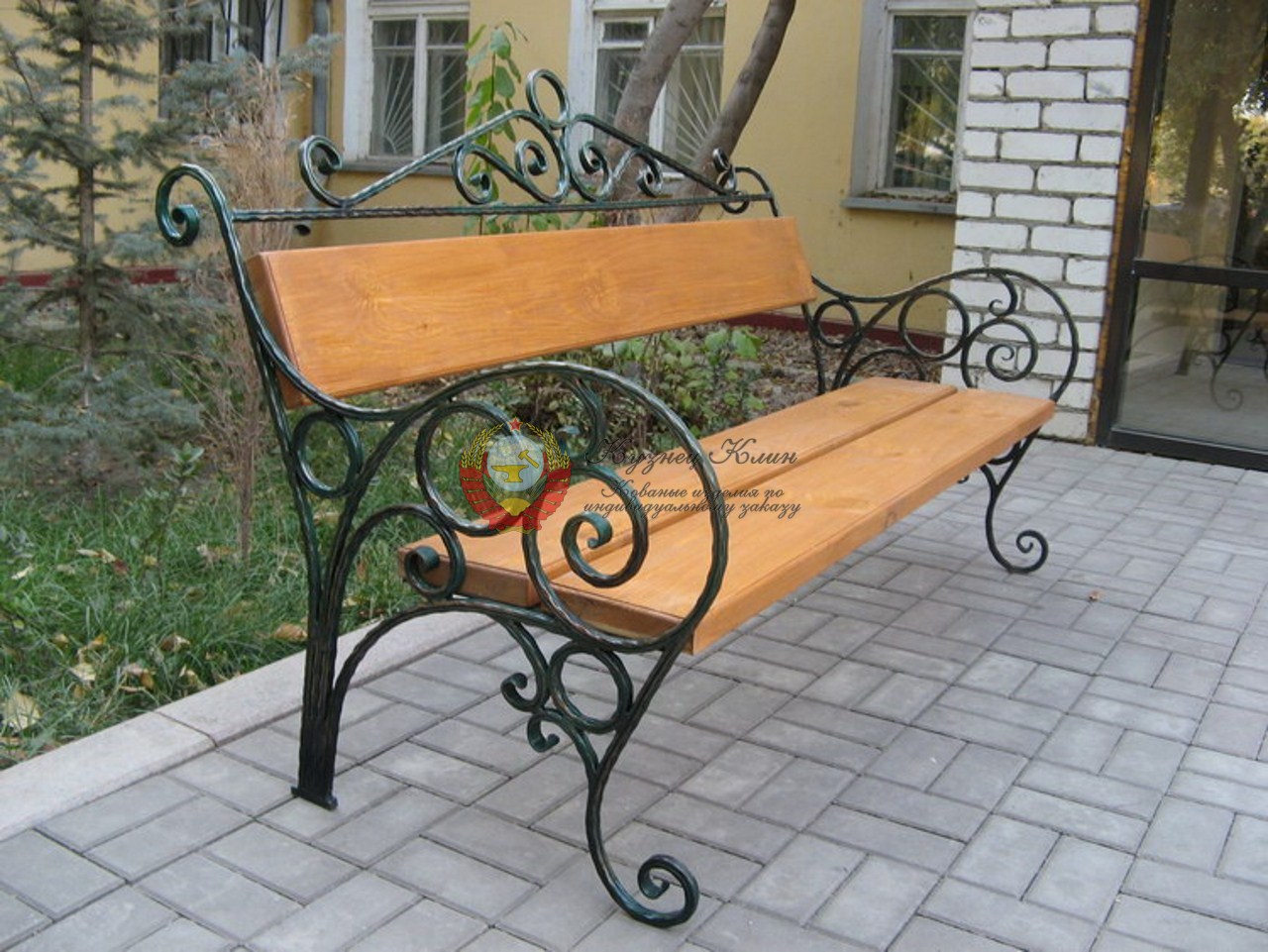 Лавочка кованая с кольцами