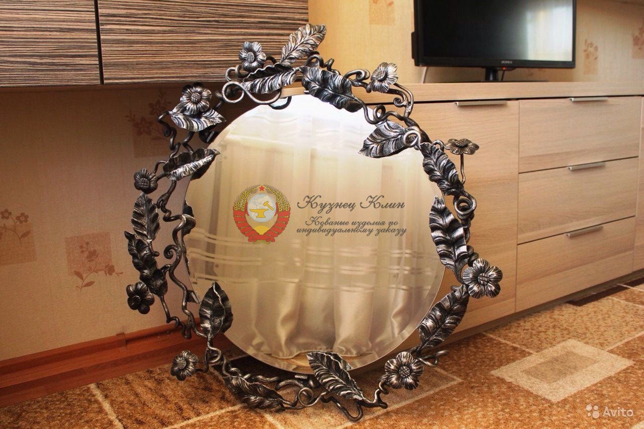 Кованое зеркало росток дуба