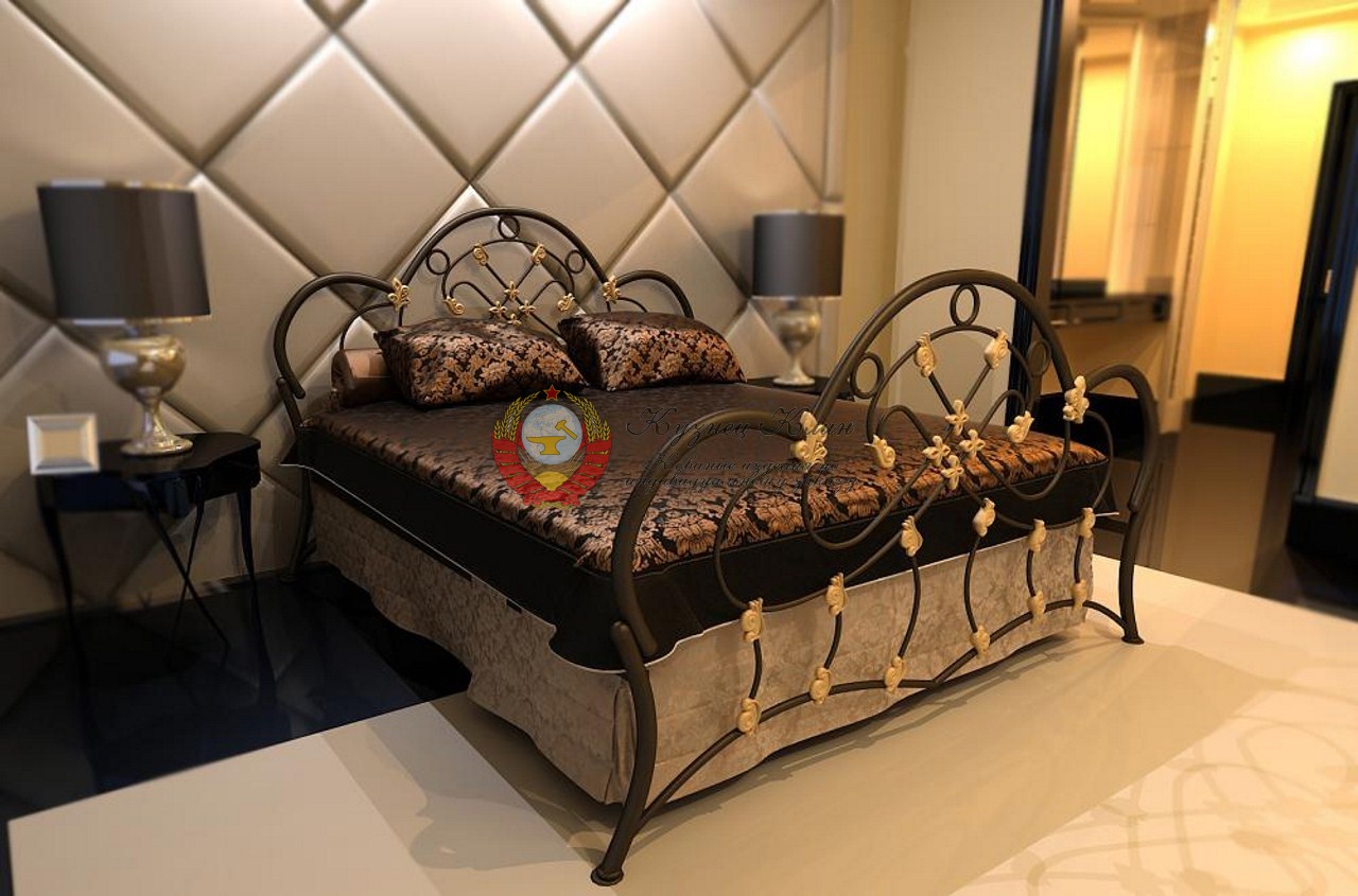 Кровать кованая с латунью