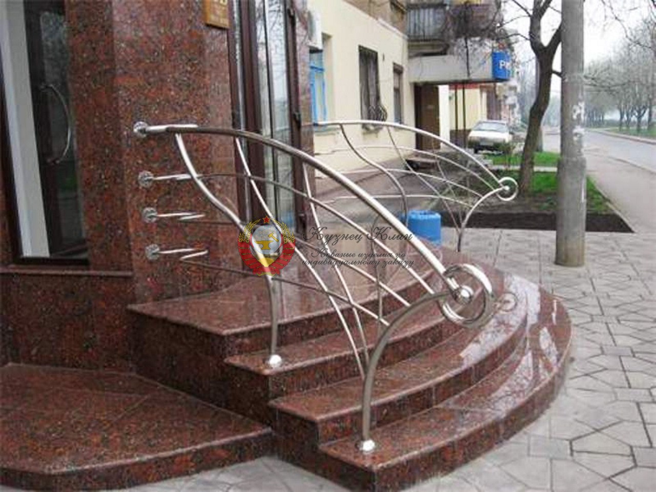 Входные перила их нержавейки стиль модерн