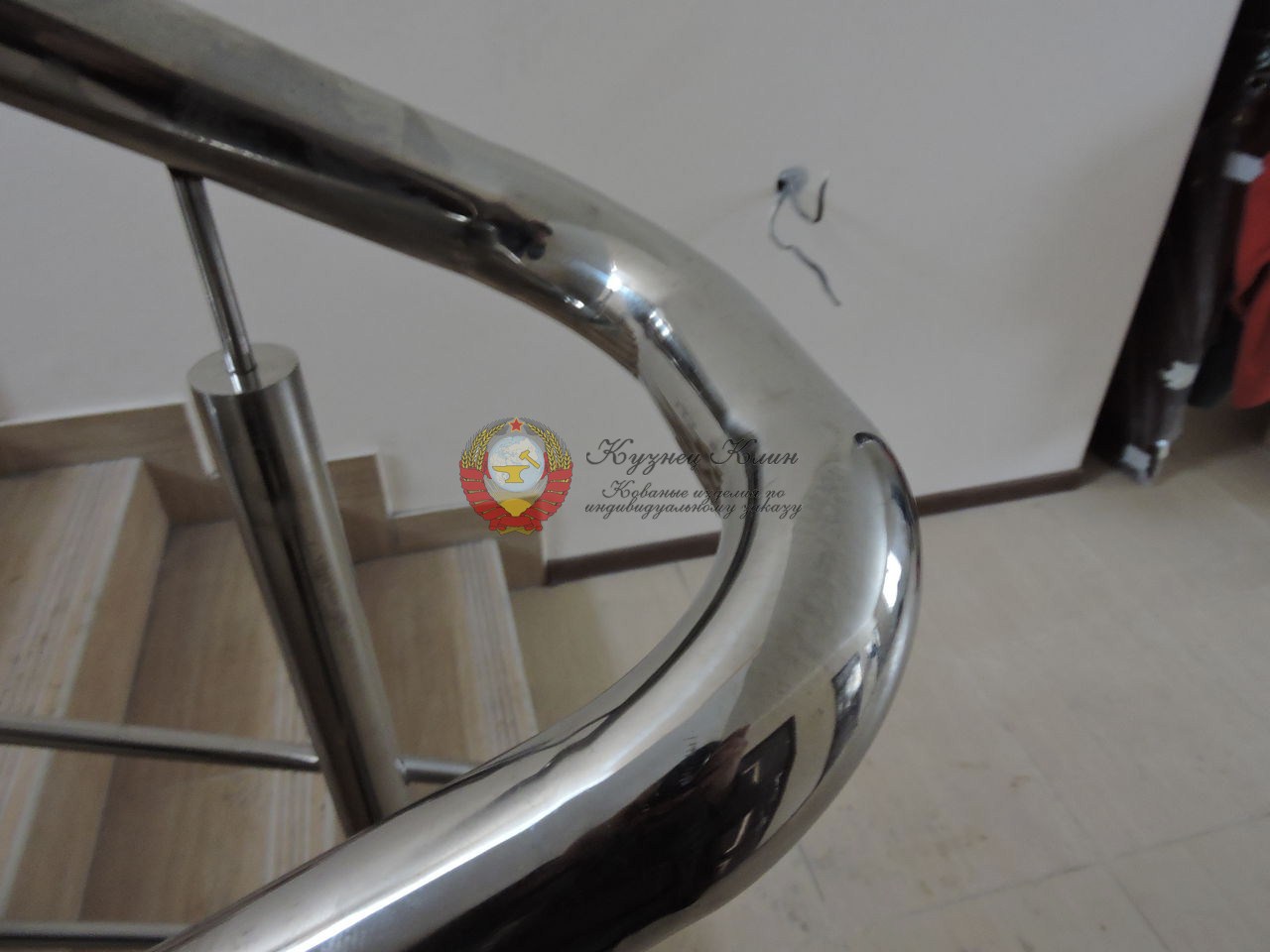 Финишная полировка шва перил из нержавейки