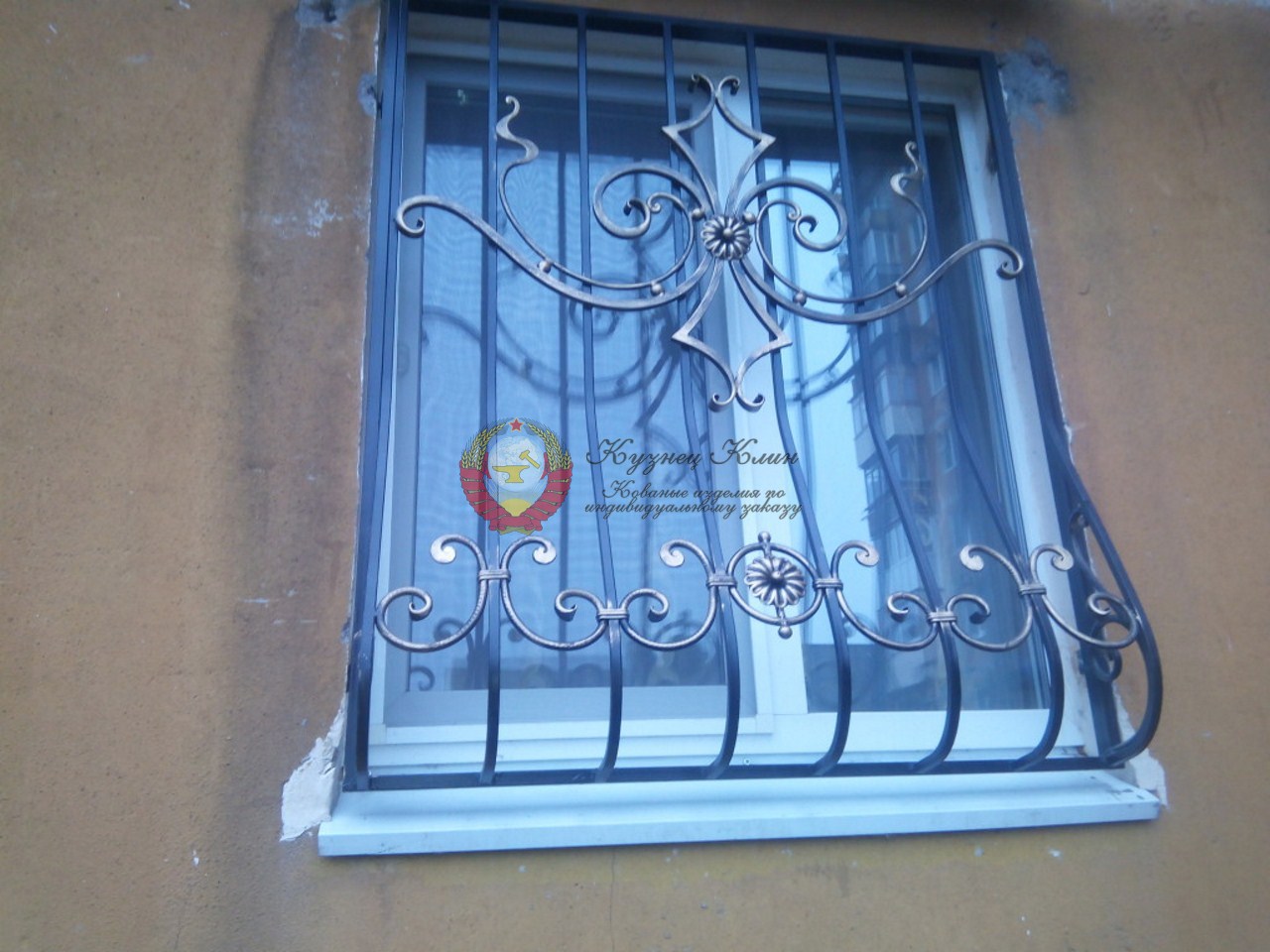 Решетка кованая рисунок модерн