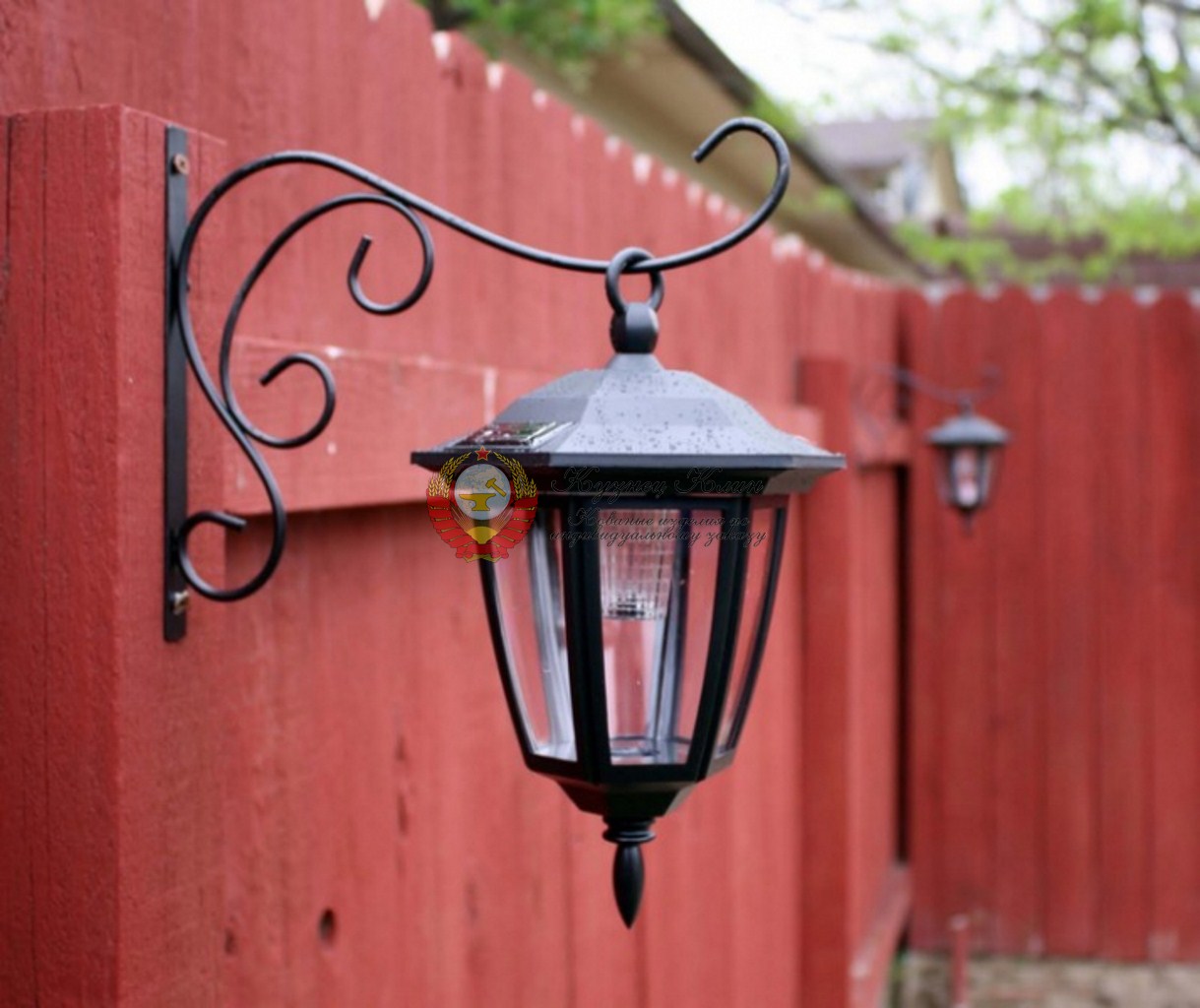 Простые кованые светильники