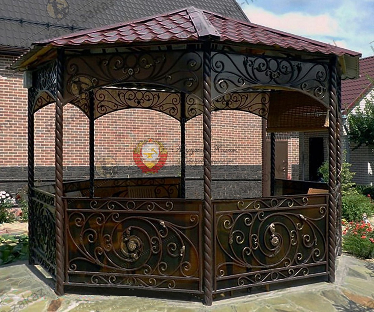 Беседка кованая закрытая