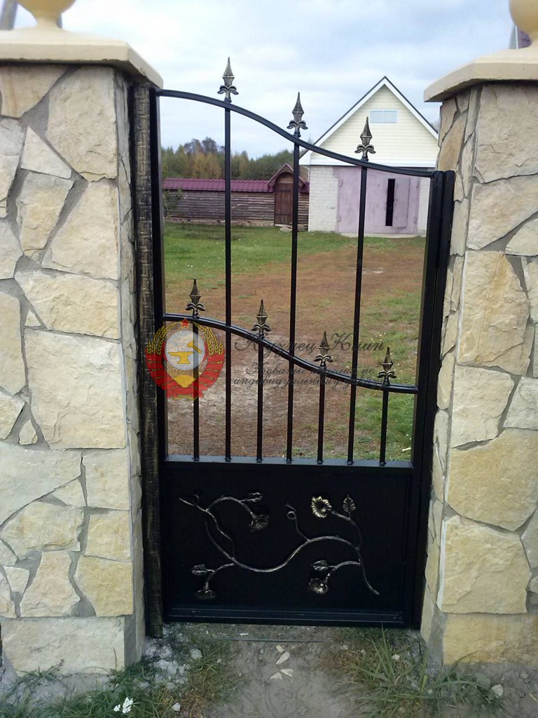 Кованая калитка