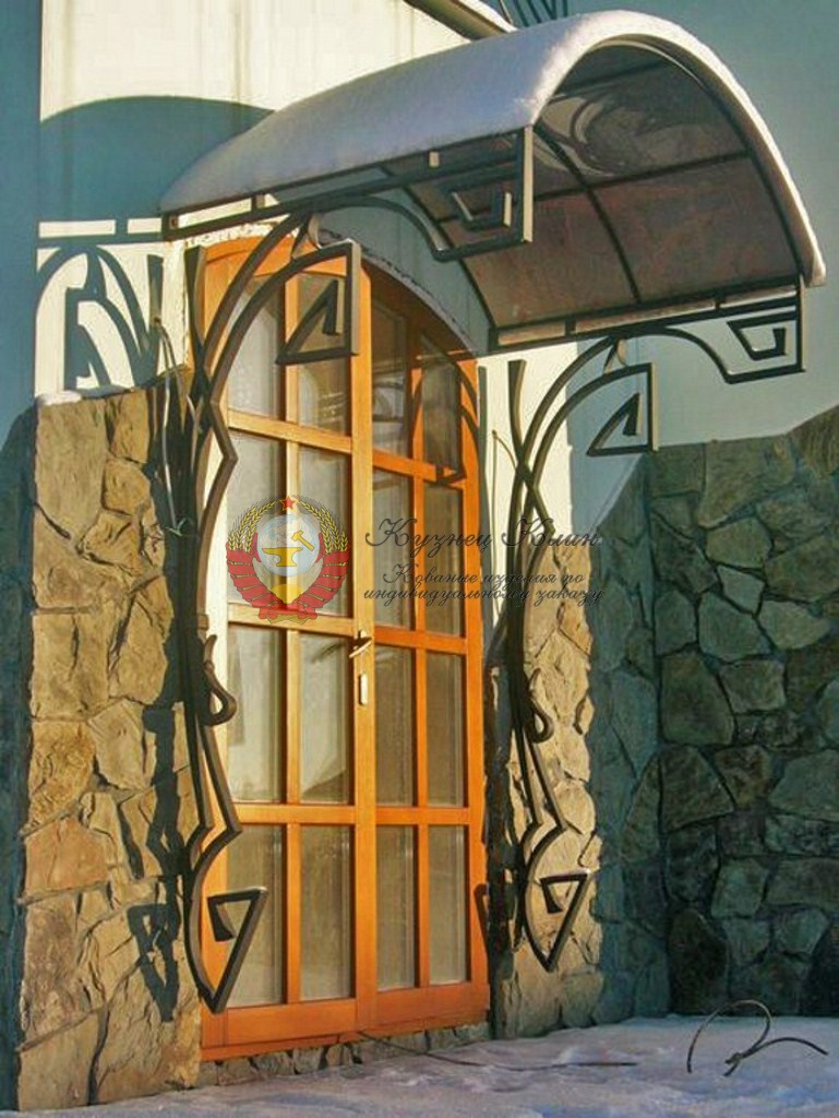 Кованый козырек без столбов