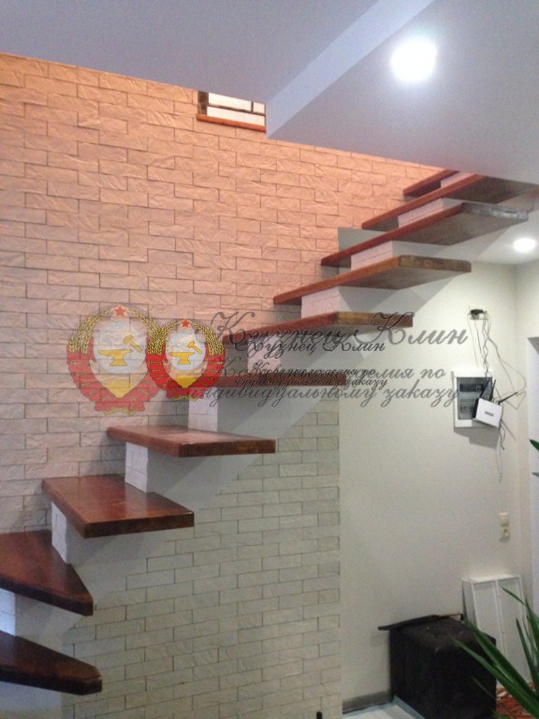 Открытая лестница без перил