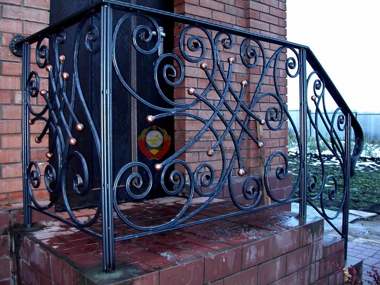 Кованые перильца на крыльцо угловые