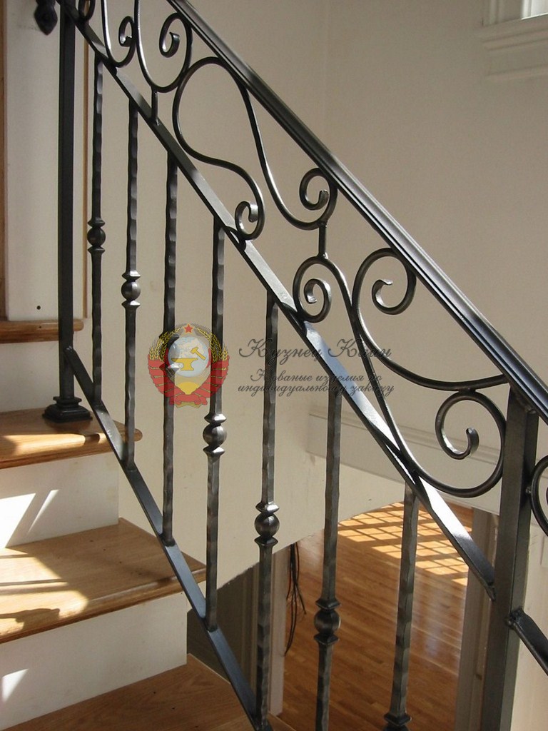 Перила класичекие с вензелями