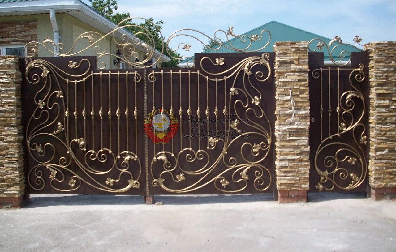 Кованые ворота в ростительном стиле