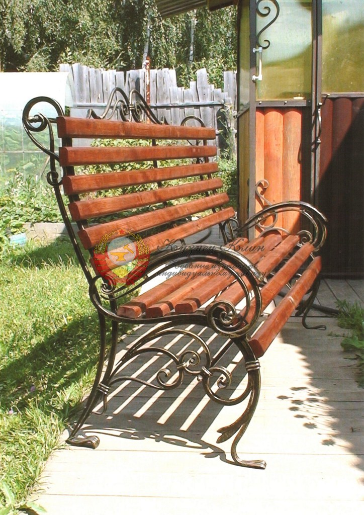 Кованая лавочка простая