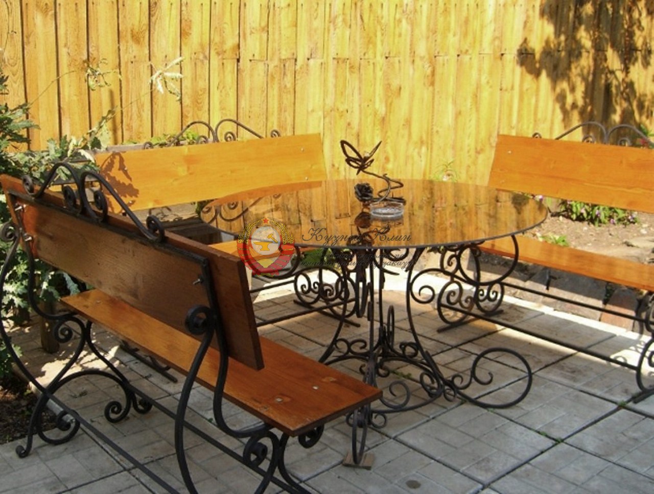 Кованый набор содовый со столом