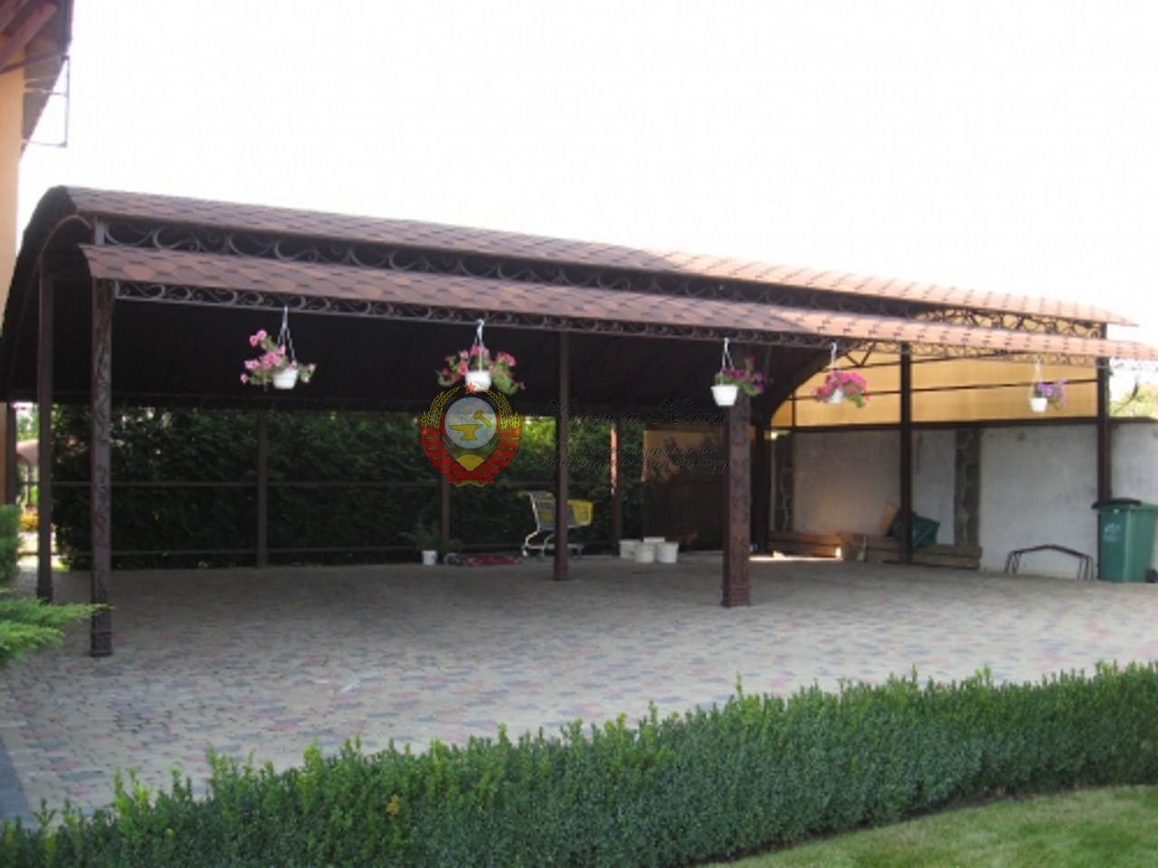 Автонавес кованый боковой