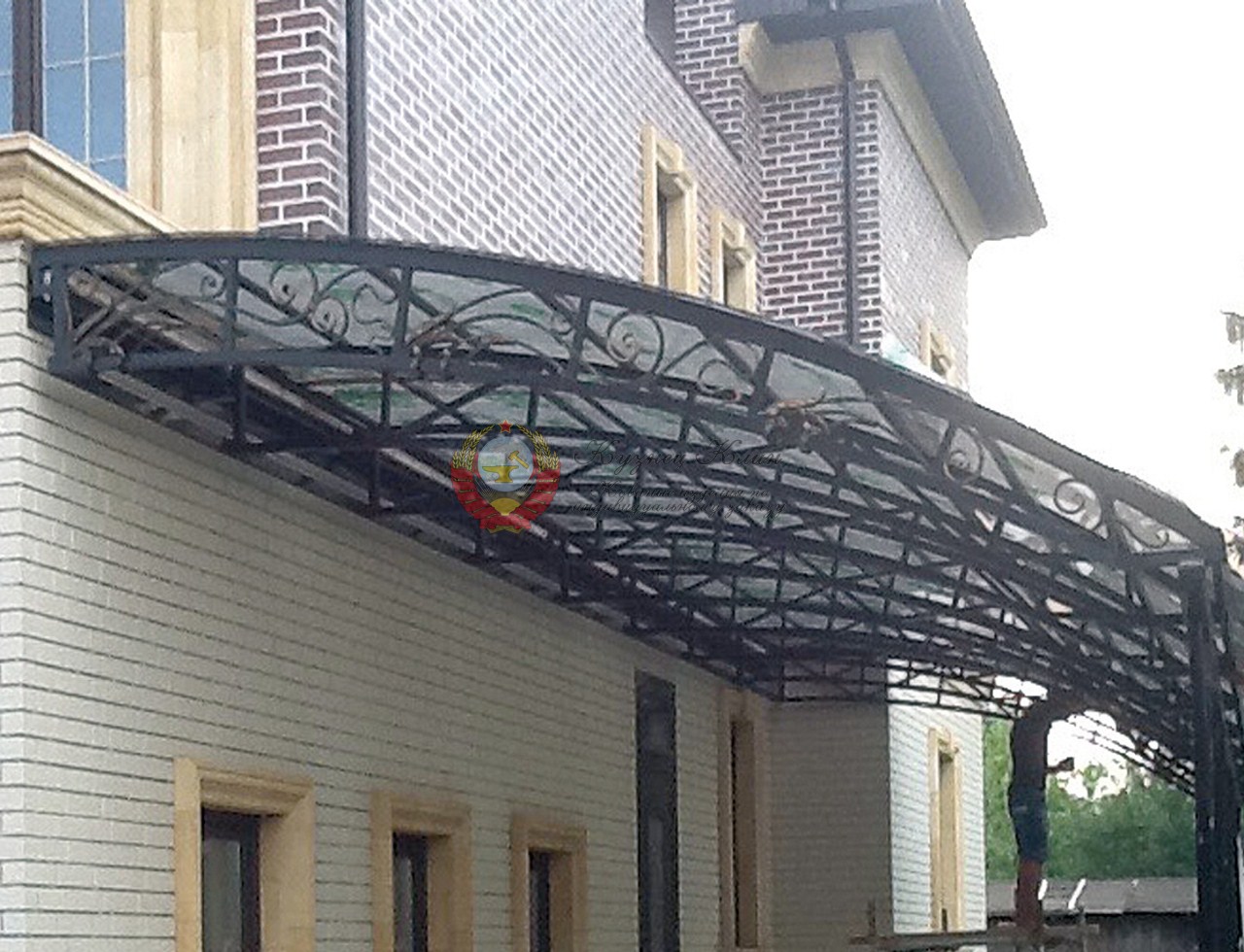 Автонавес кованый от дома