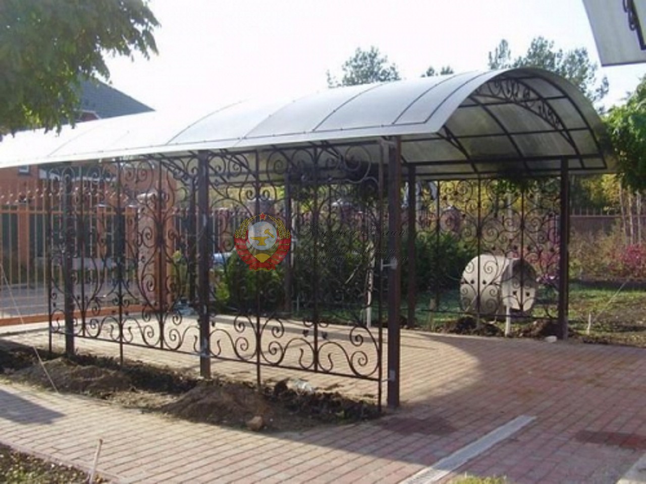 Автонавес сварной с монолитным поликарбонатом