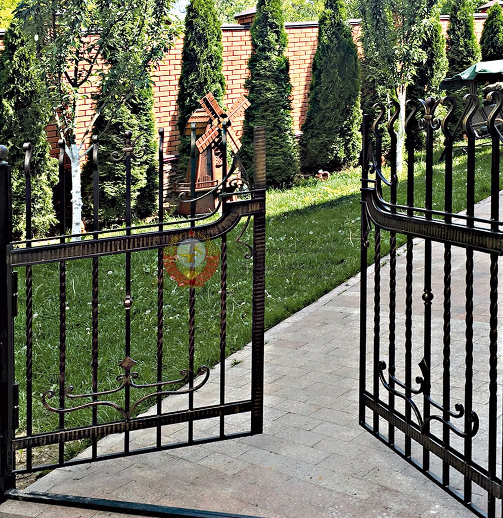 Кованая калитка распошная