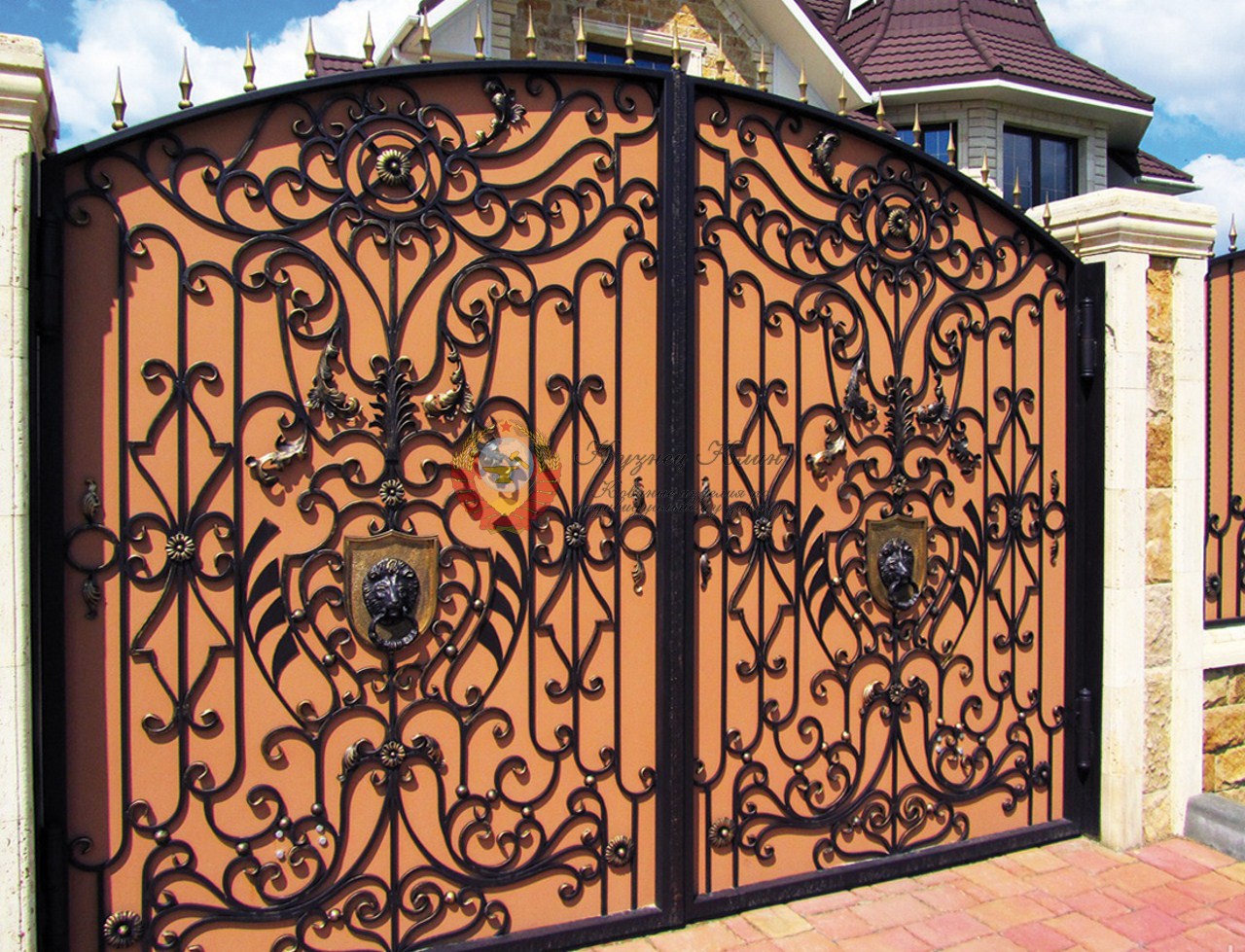 Кованые ворта ажурные