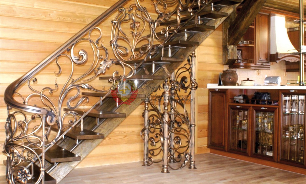 Кованое ограждение лестницы