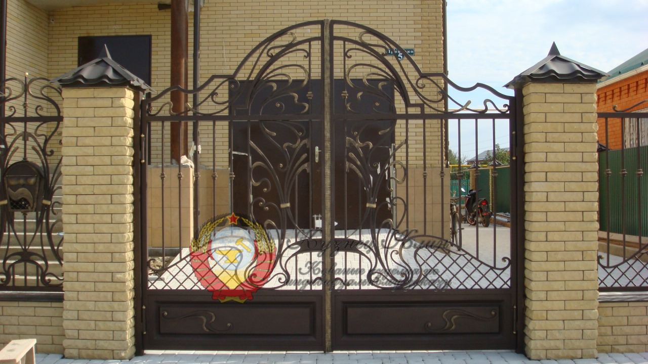 Кованые ворота облегченные