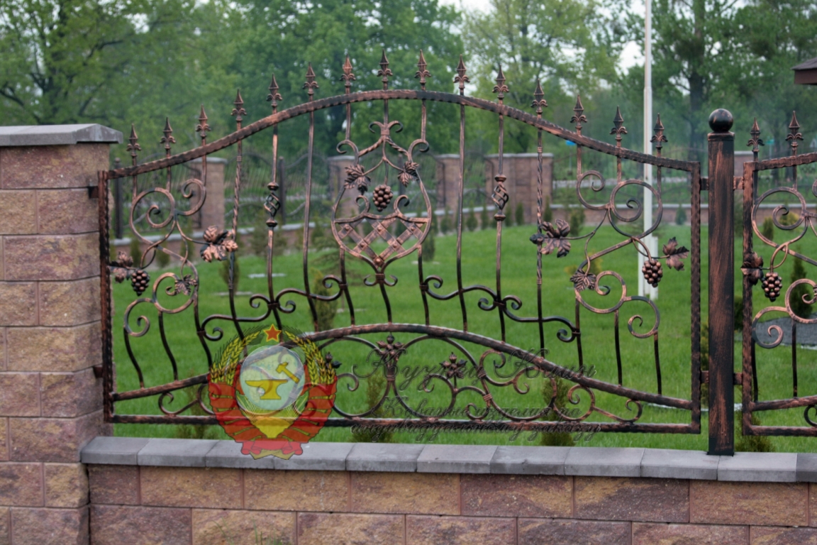 Кованый забор дутый