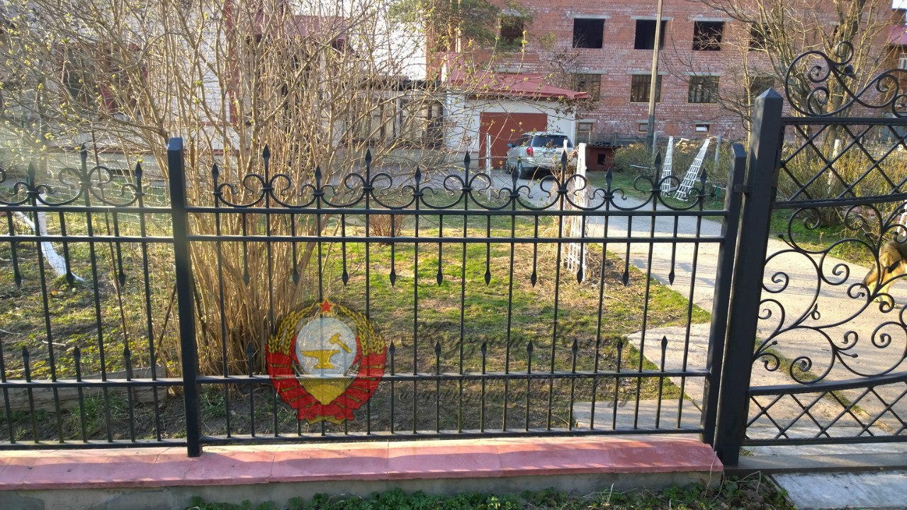 Кованый забор классика