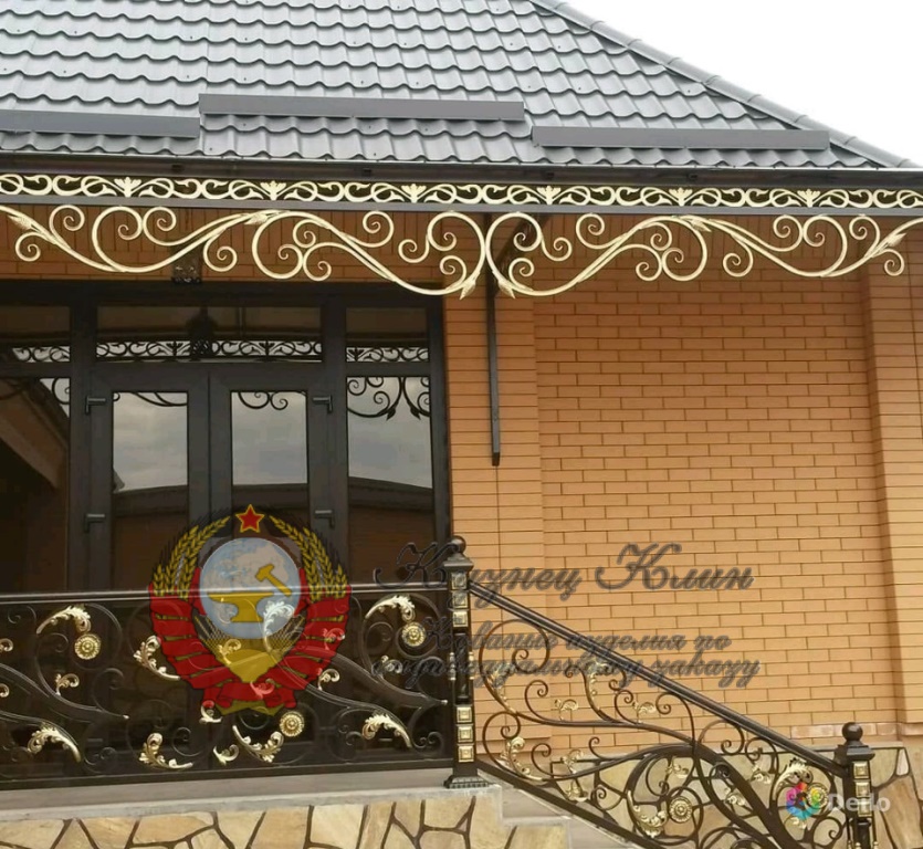 Кованая входная группа с перилами