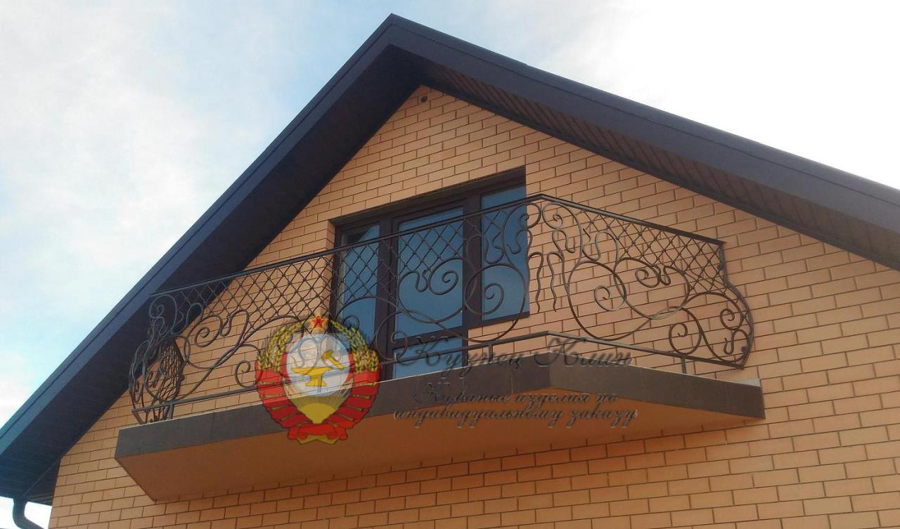 Кованое ограждение на балкон