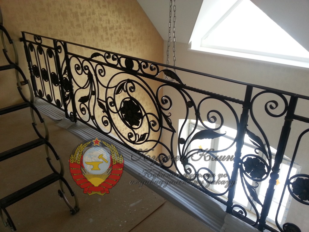 Кованое ограждение красивое