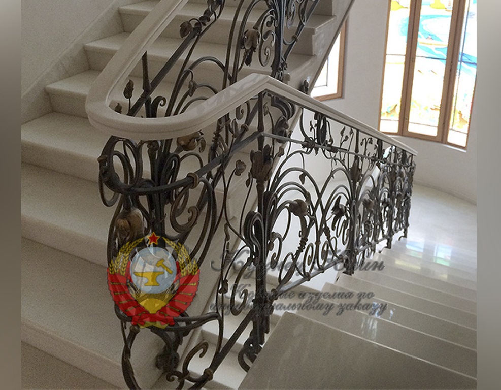 Кованое ограждение пример поворота