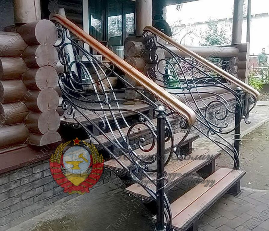 Кованое ограждение уличнон крыльцо