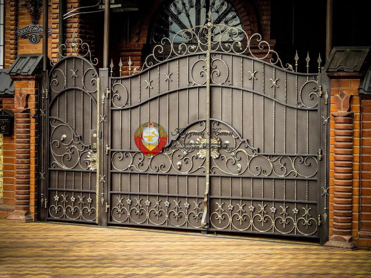 Ворота кованые с калиткой