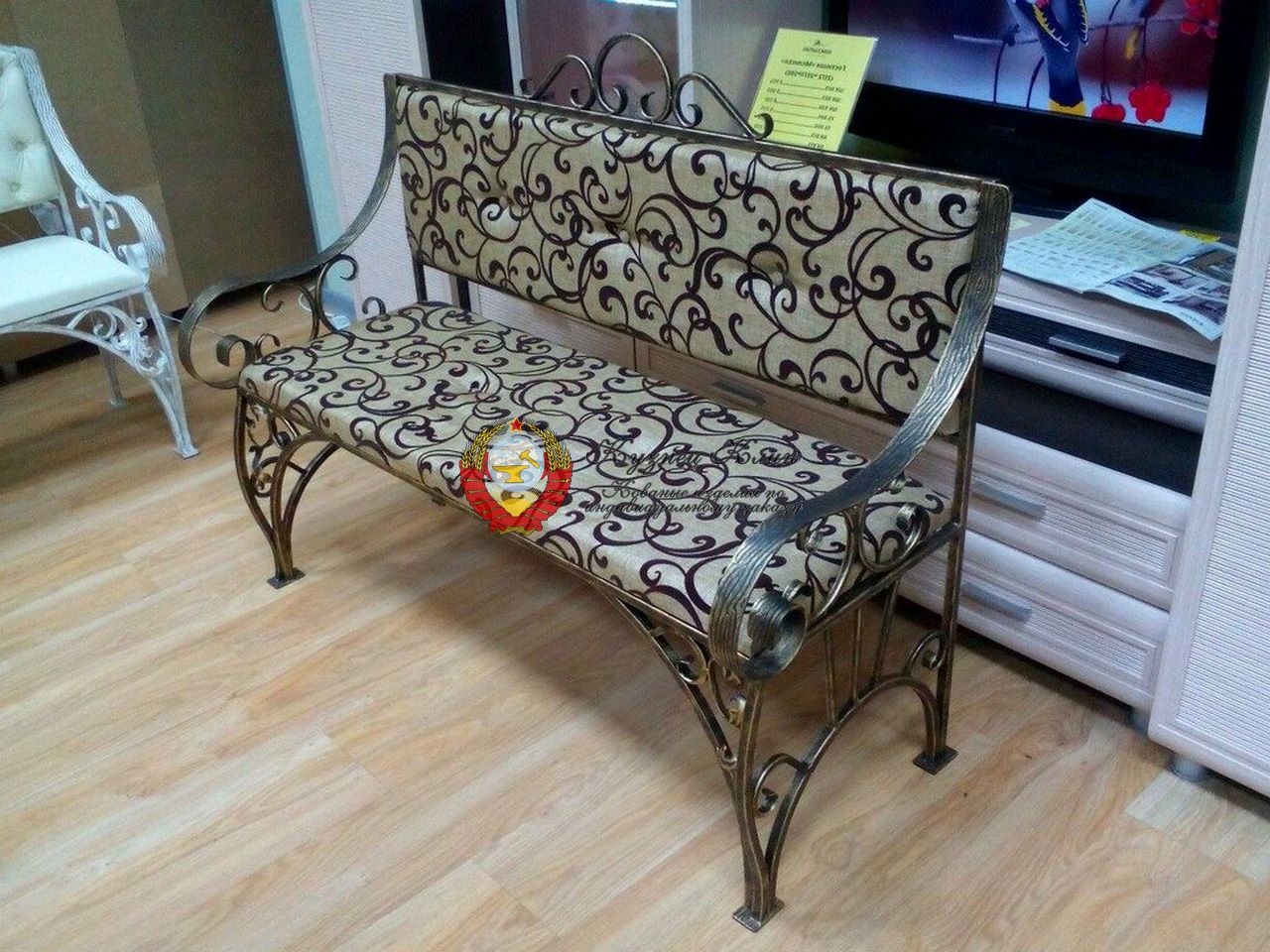 Кованая лавочка простая