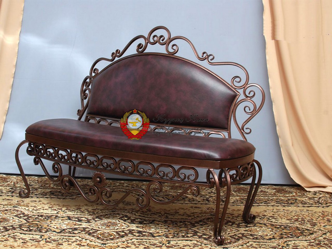 Кованое кресло
