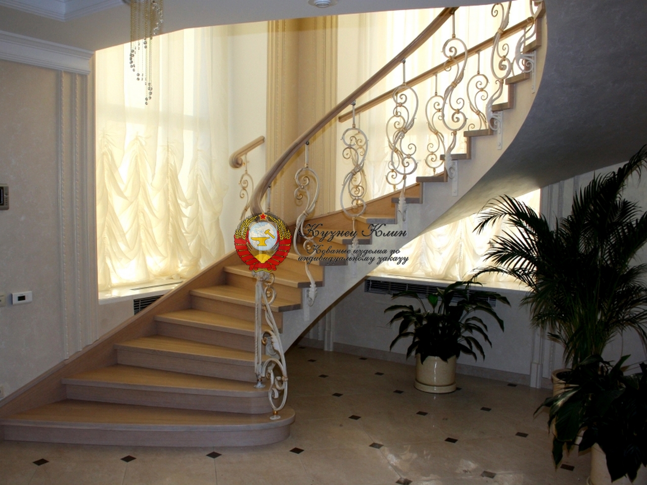 Кованые перила с боковым крепежем