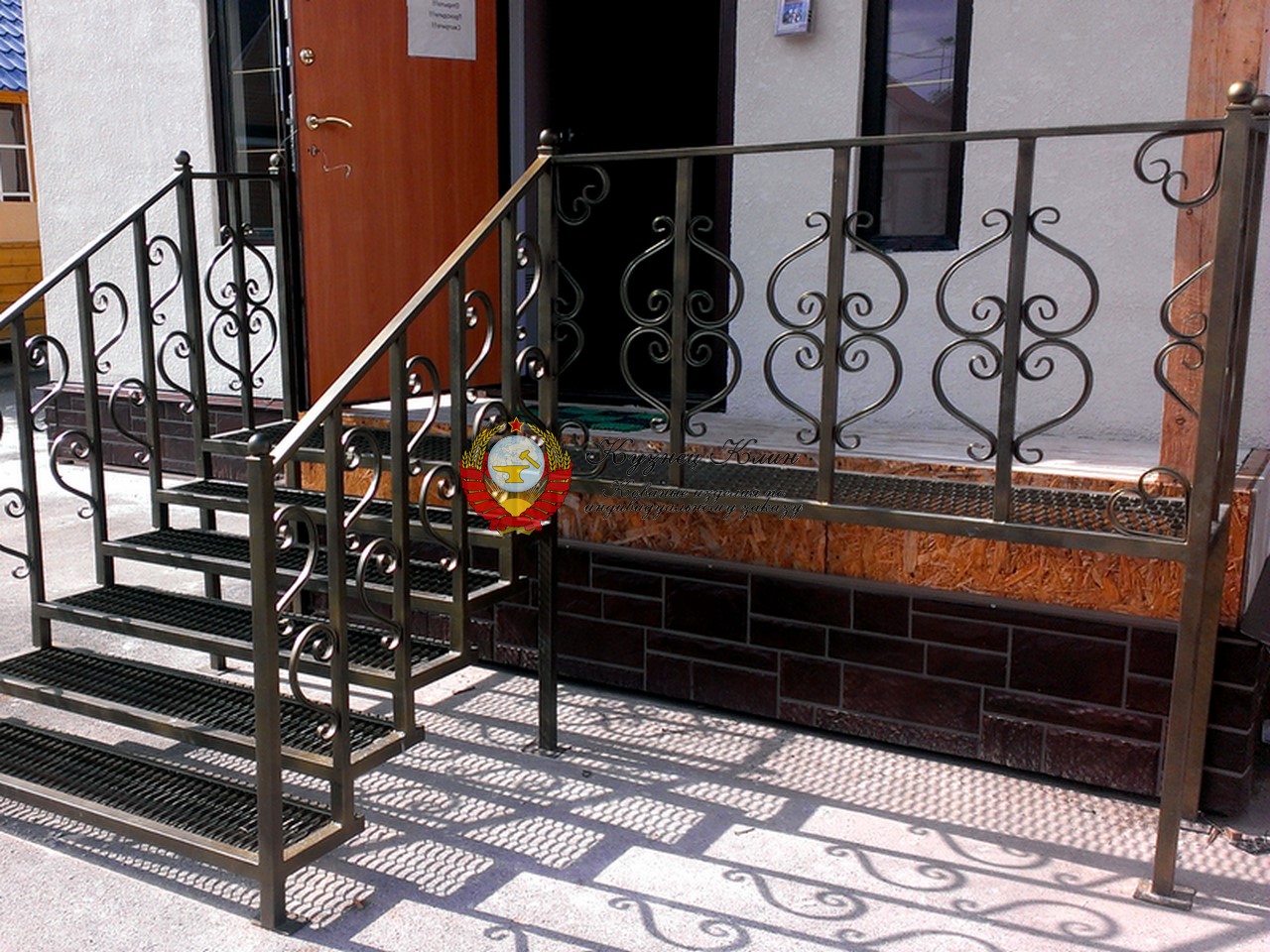 Входная группа с ковкой