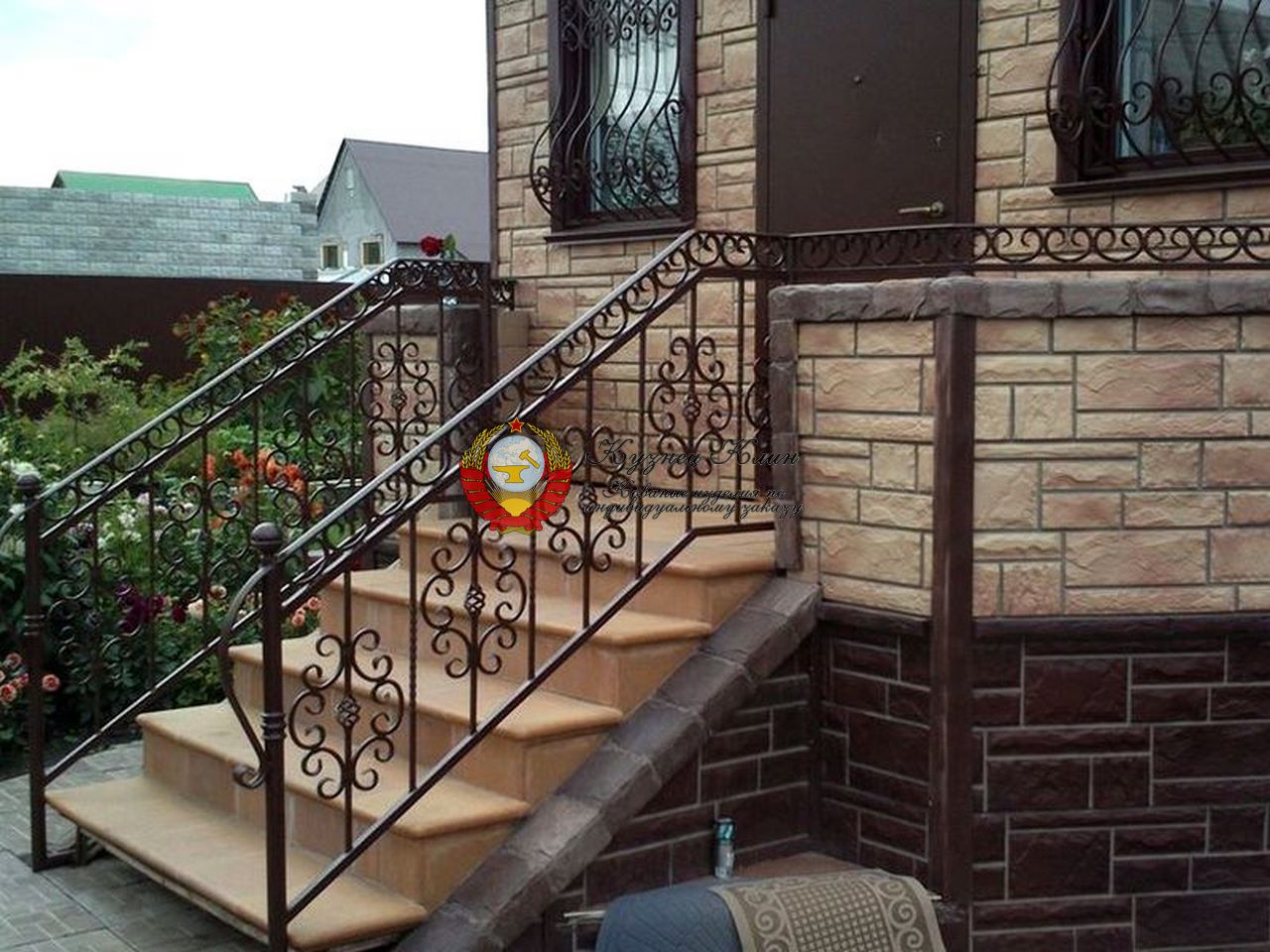 Кованые перила с балясинами