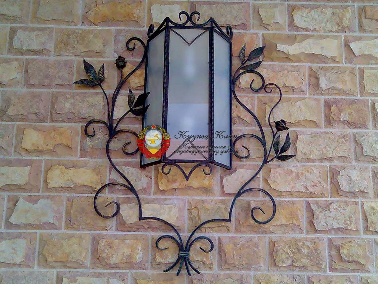 Бра кованое на стену