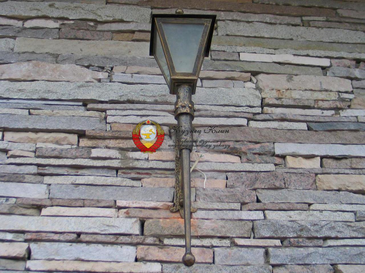 Кованый фонарт подвесной