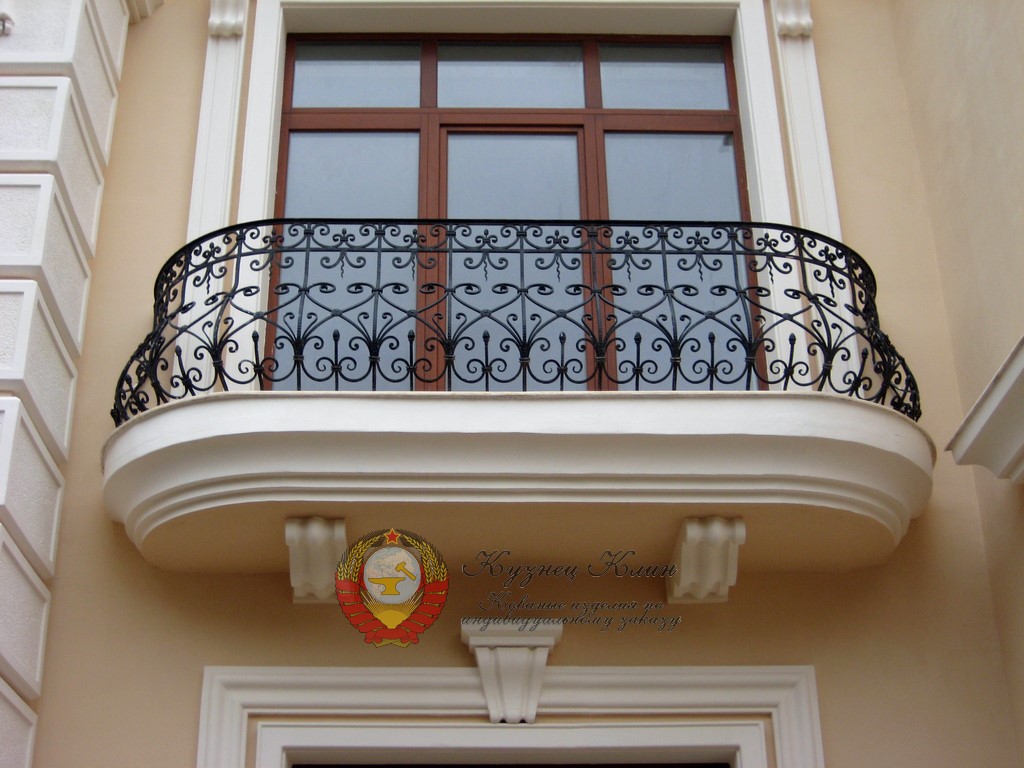 Кованый балкон дутый