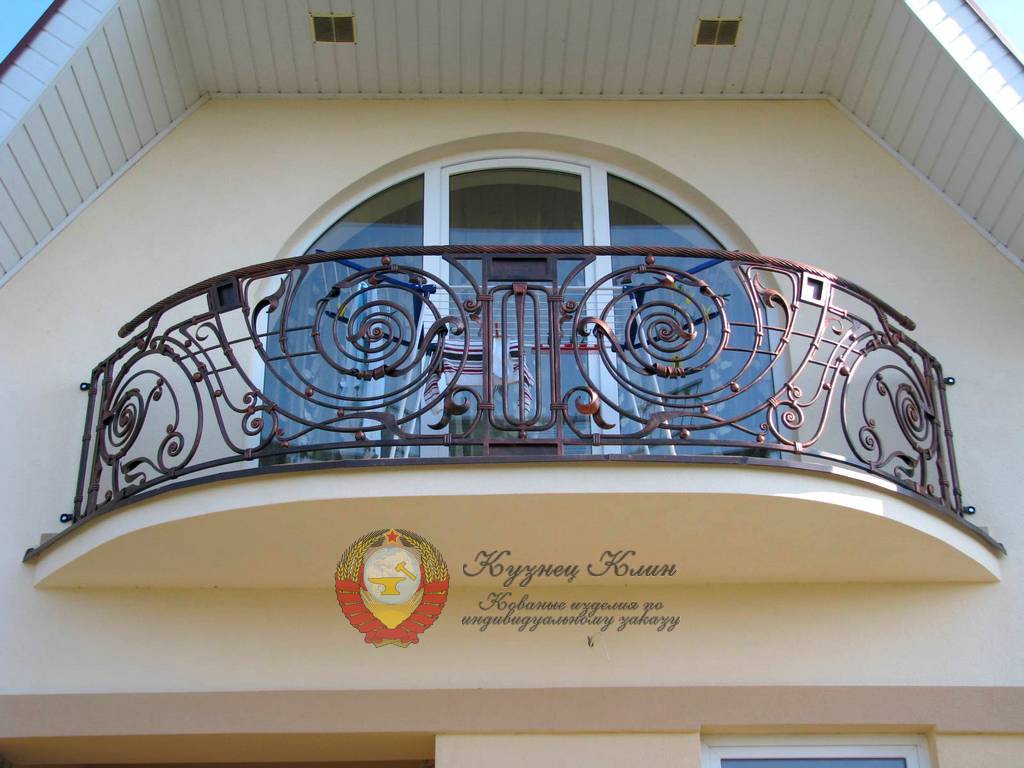 Кованый балкон фото