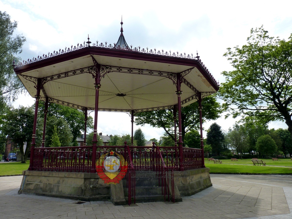 Кованая беседка в стиле восток