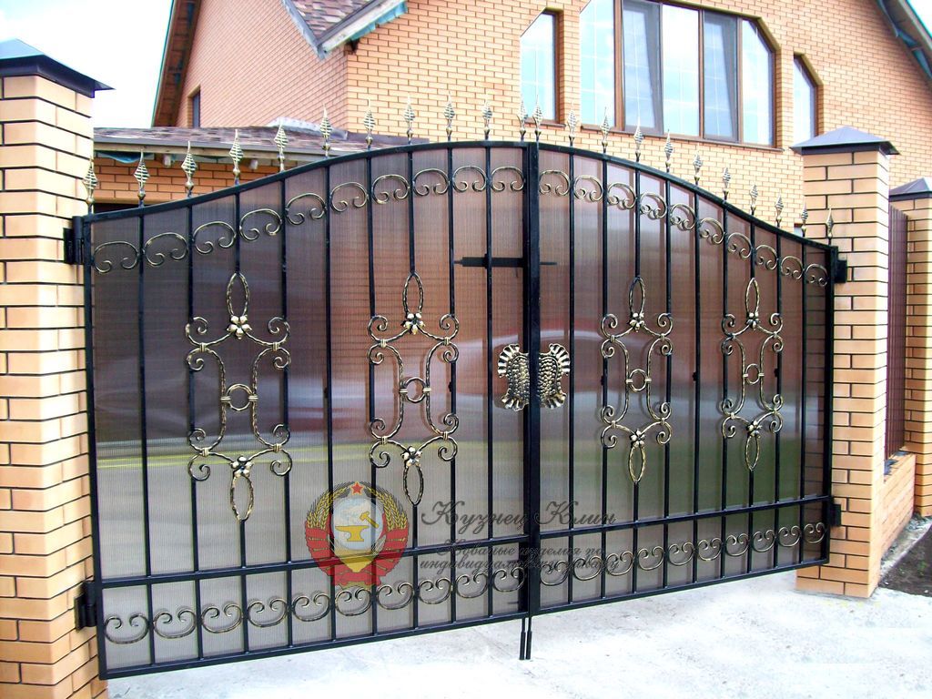 Кованые ворота простые