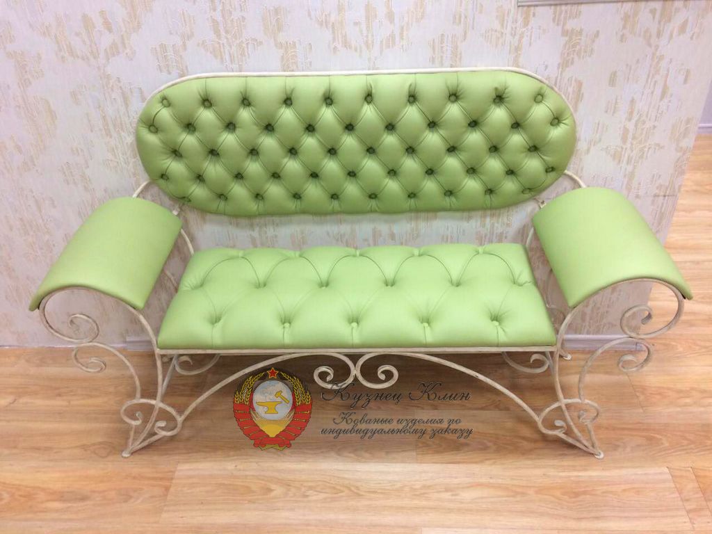Кованый диванчик