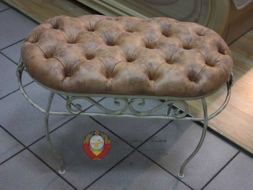 Кованый пуфик дутый