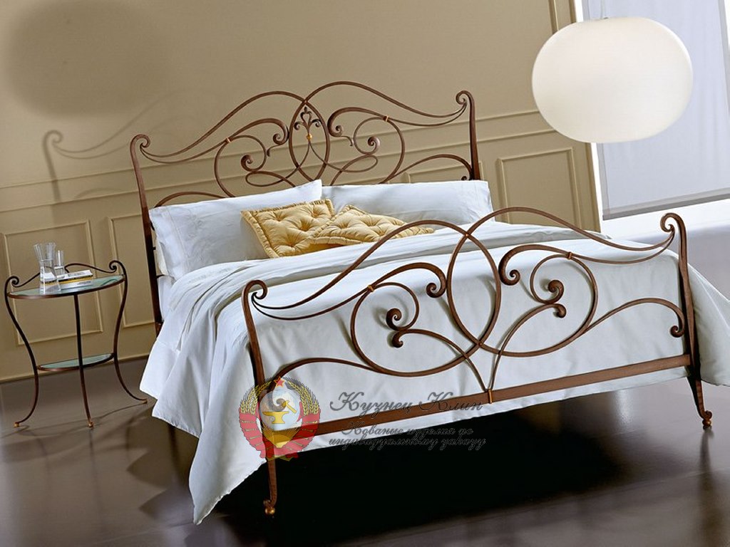 Кованая кровать барашки