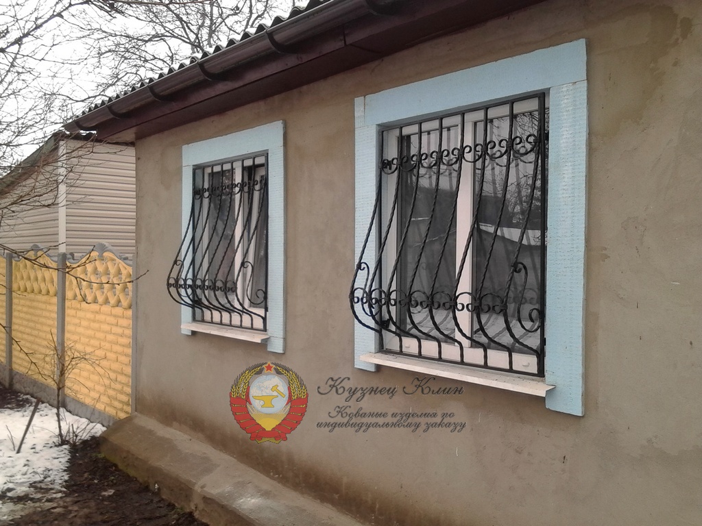 Лутые решетки простые с ковкой