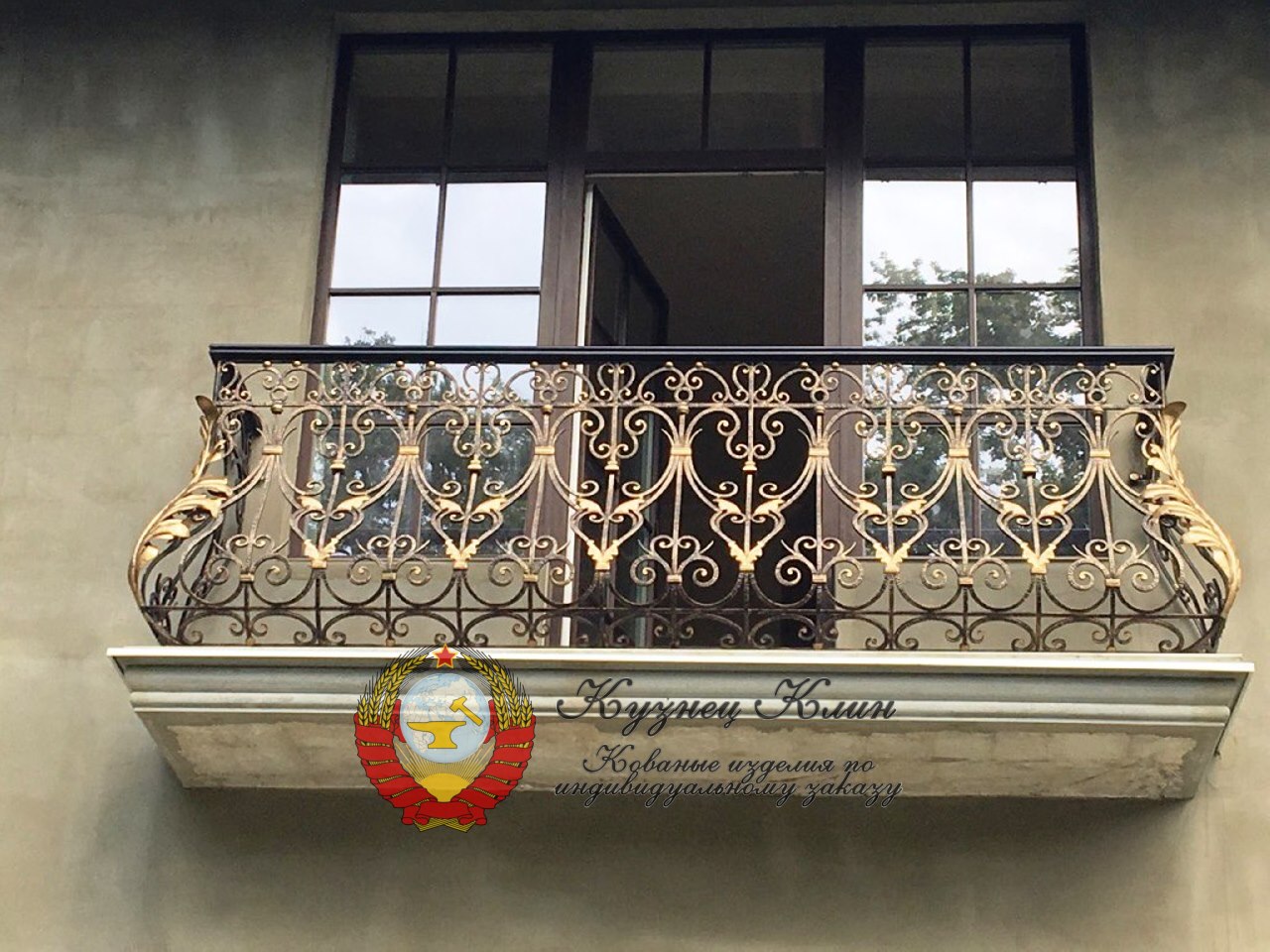 Кованое ограждение балкона классика
