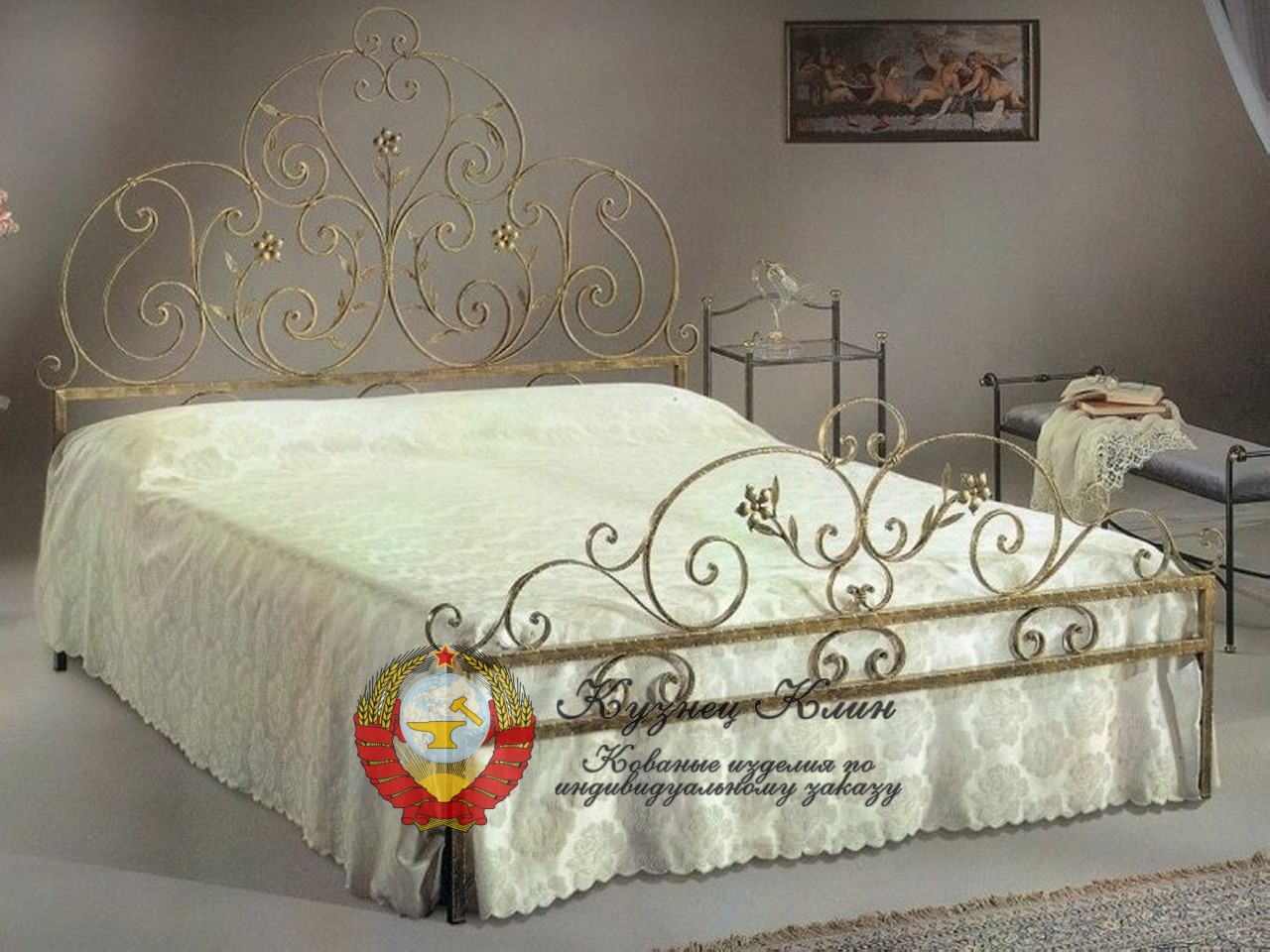 Кованая кровать бес спинки