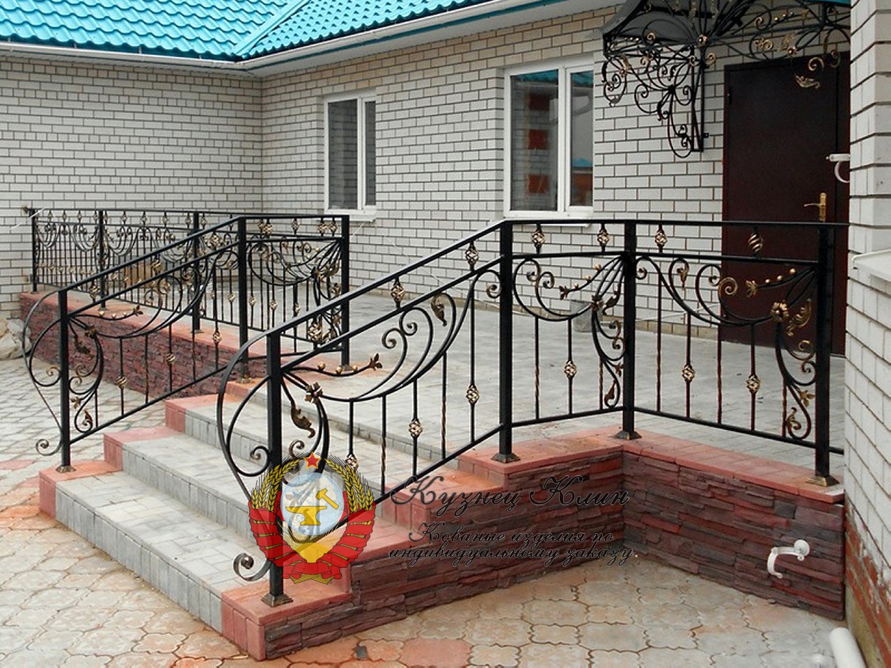 Кованые перила с ограждением прямого участка